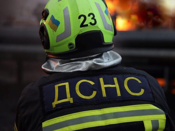 Новини України - Шахед поцілив у багатоповерхівку в Чернігові