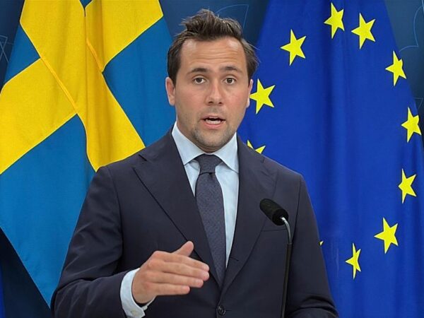 Новини України - Швеція заради України зупинить допомогу п'яти країнам