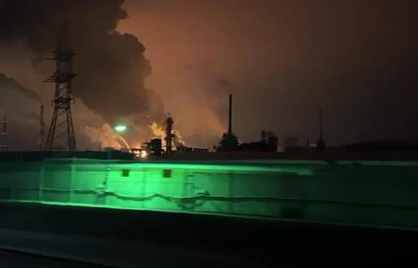 Новини світу - Сизранський НПЗ у Росії призупинив переробку нафти - ЗМІ