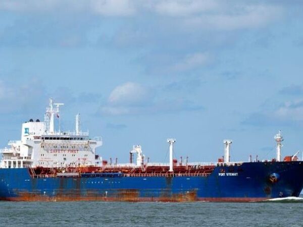 Новини бізнесу - США "відрізали" Венесуелу від доступу до нафти з Росії - ЗМІ