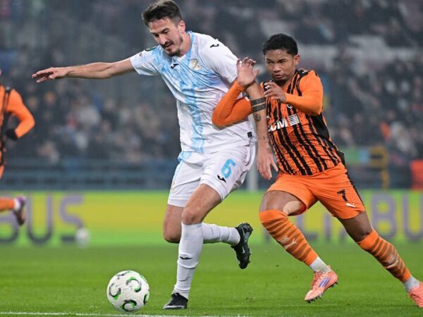 Новини спорту - Стало відомо, хто був найкращим у складах Динамо та Шахтаря в ЛК