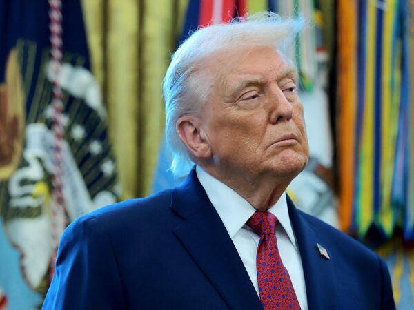 Новини світу - Трамп поговорив телефоном із Путіним