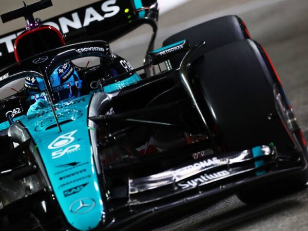 Без категорії - У Формулі-1 ухвалили рішення щодо спірних двигунів