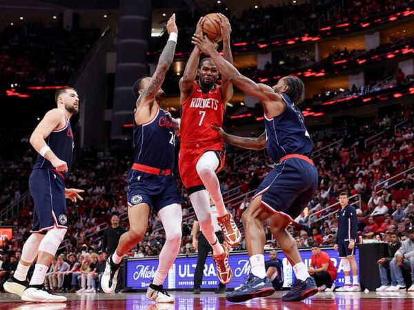 Новини спорту - У НБА Мілуокі обіграв Бостон