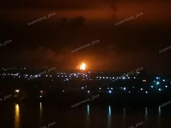 Новини світу - У РФ палає черговий НПЗ – соцмережі