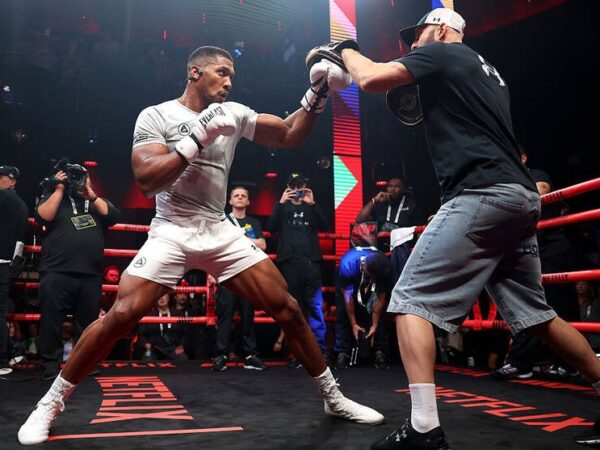 Новини спорту - Українець, що тренував Джошуа до бою з Полом, говорить за бокс як за вагоме