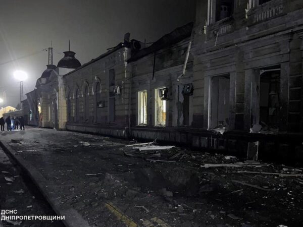 Новини України - Укрзалізниця попередила про затримку низки поїздів