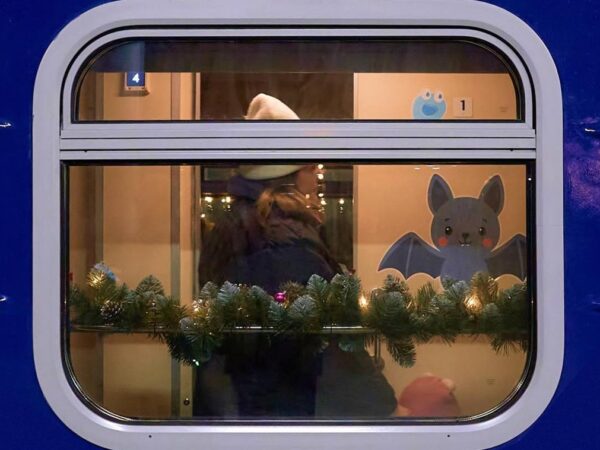 Новини бізнесу - Укрзалізниця призначила 16 додаткових поїздів на свята