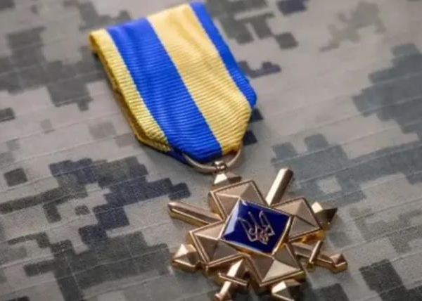 Новини України - Уряд затвердив щомісячну виплату за Хрест бойових заслуг