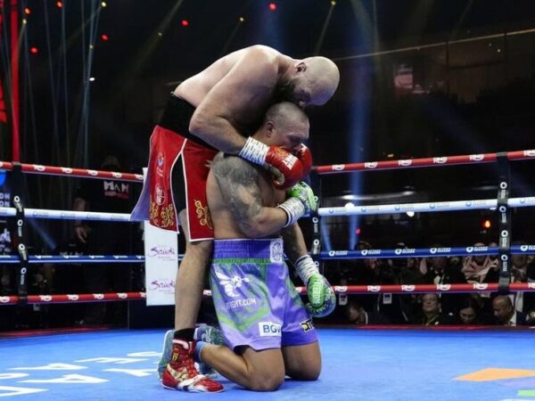 Новини спорту - Усик через рік після перемоги над Ф&rsquo;юрі говорить про її актуальність досі