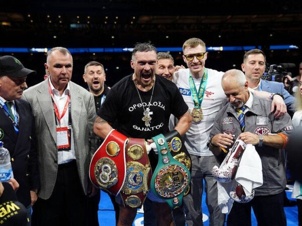 Новини спорту - Усик відреагував на втрату абсолютного чемпіонства