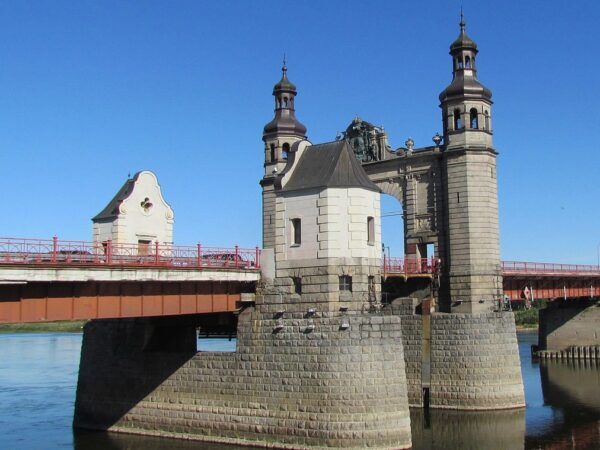 Новини світу - В разі нападу з РФ і Білорусі: країни Балтії готуються підривати мости