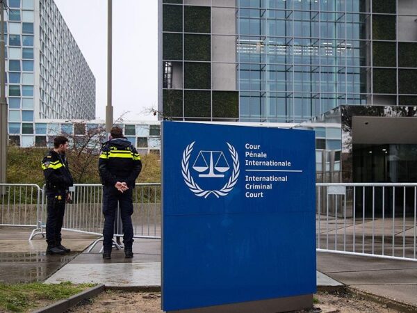 Новини світу - В Росії суд оголосив вироки суддям МКС за ордер на арешт Путіна