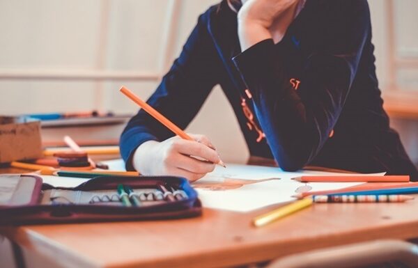 Новини України - Відомо, коли в усіх школах України запрацює 12-річне навчання