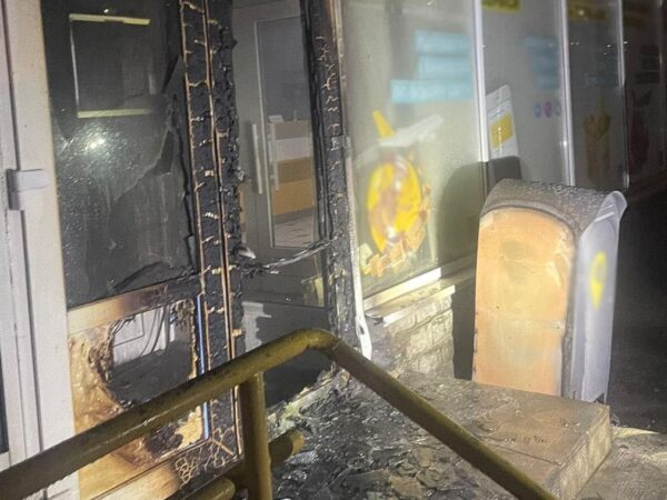 Новини Києва - "Вважав, що допоміг СБУ": в Києві молодик підпалив відділення Укрпошти