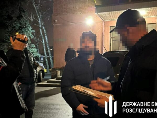 Новини України - Затримано експравоохоронця, який допомагав переправляти ухилянтів за кордон