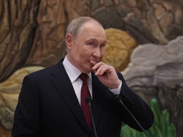 Новини світу - Заважають Трампу. Заяви Путіна про ЄС і Україну