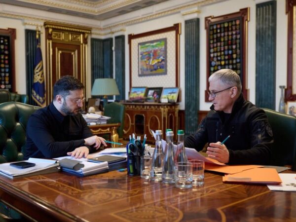 Новини України - Зеленський дав доручення розвідці щодо РФ і Китаю