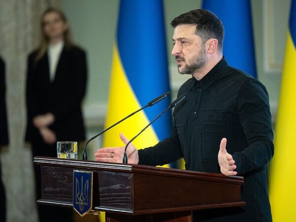 Новини України - Зеленський назвав "червоні лінії" мирних перемов