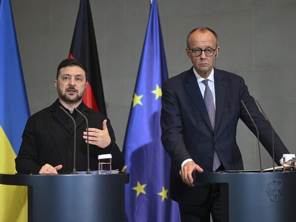 Новини світу - Зеленський: В Україні нема жодної електростанції, що не зазнала атаки РФ