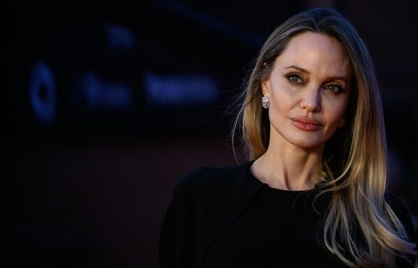 Новини культури - Анджеліна Джолі планує залишити США та переїхати до Європи - інсайдер