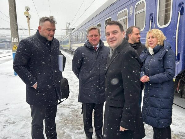 Новини світу - Глава МЗС Чехії прибув з візитом в Україну