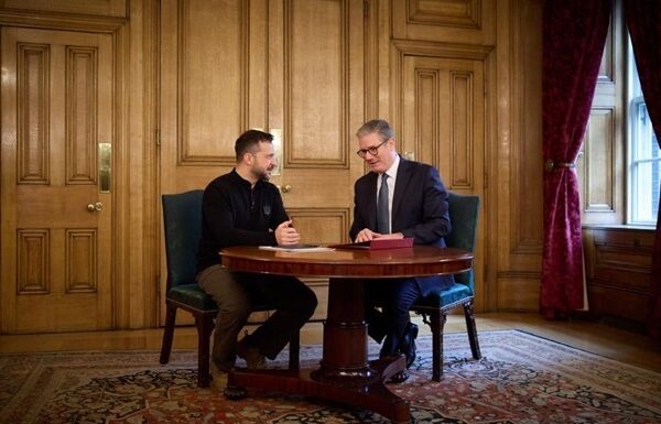 Новини України - Гроші за Челсі: Зеленський поговорив зі Стармером