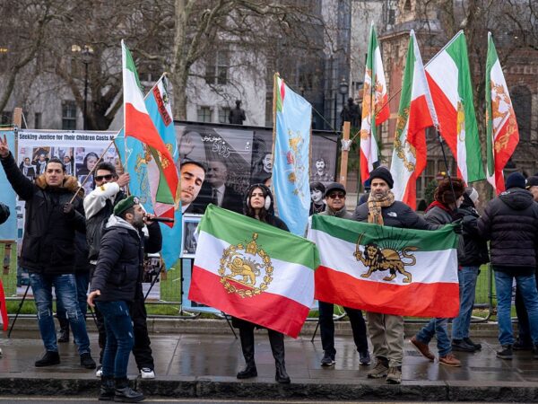 Новини світу - Іран залишився без інтернету на тлі протестів