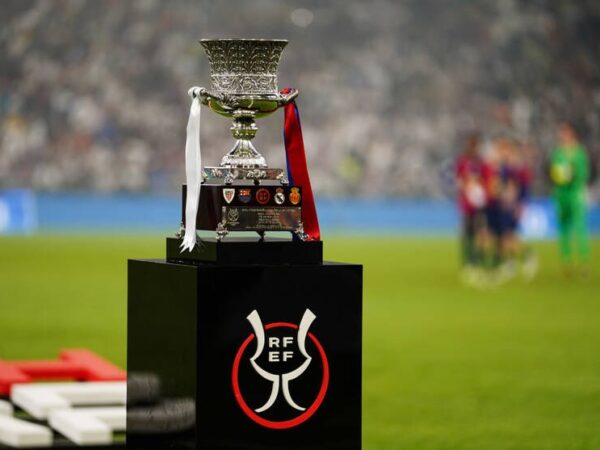 Новини спорту - Іспанці хочуть проводити Суперкубок Іспанії в інший час і в іншому місці