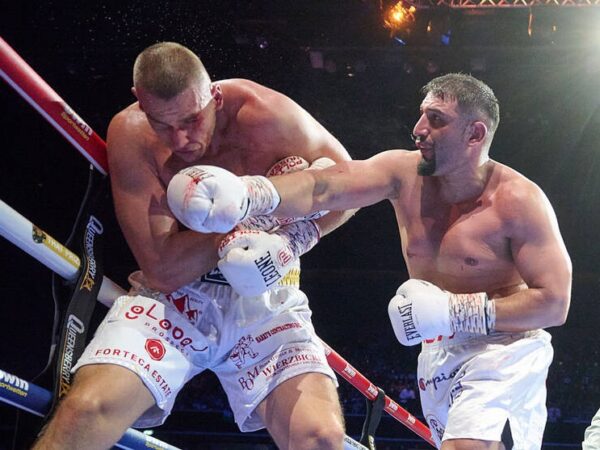 Новини спорту - Кабаєл швидко нокаутував Книбу і достроково завершив бій
