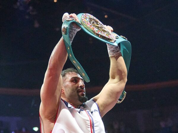 Новини спорту - Кабаєл заявив про готовність провести бій з Усиком