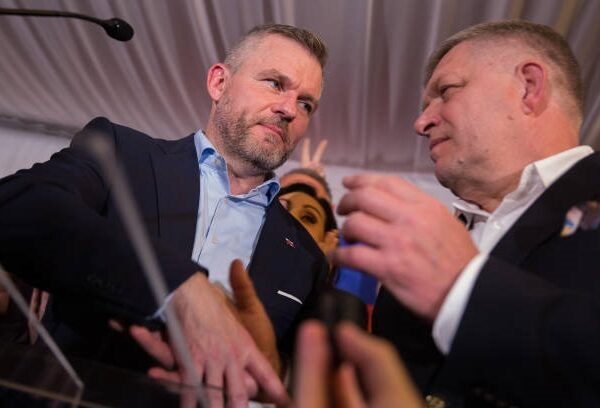 Новини світу - Керівництво Словаччини відмовляється від підтримки України - ЗМІ