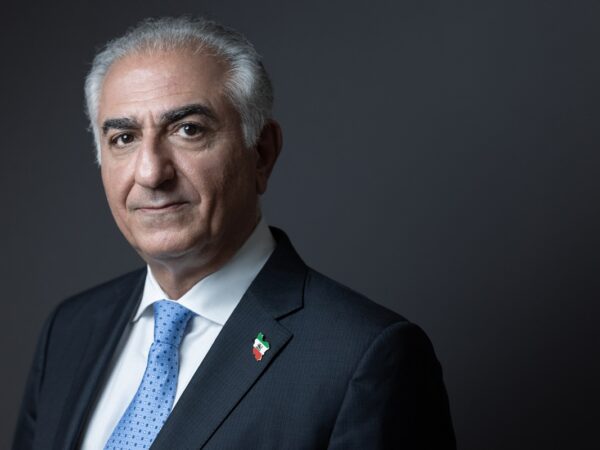 Новини світу - Кронпринц Ірану закликав військових переходити на бік протестувальників