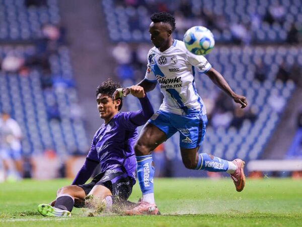 Новини спорту - Курйоз перед ЧС-2026: гравець пошкодив поле