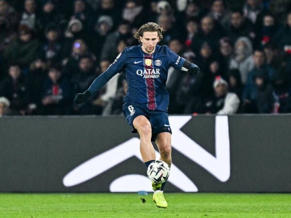 Новини спорту - Невдалий вечір Забарного: низькі оцінки за паризьке дербі