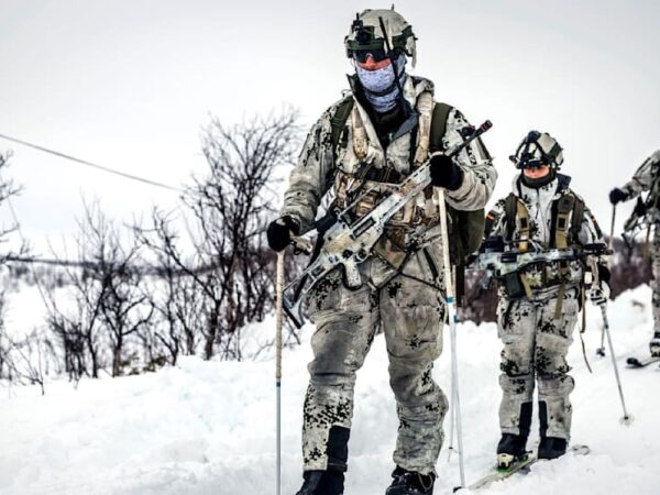 Новини світу - Німеччина відправляє солдатів до Гренландії