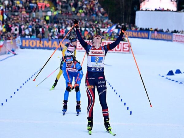 Без категорії - Перша гонка Кубка світу з біатлону в Рупольдінгу принесла перемогу Норвегії