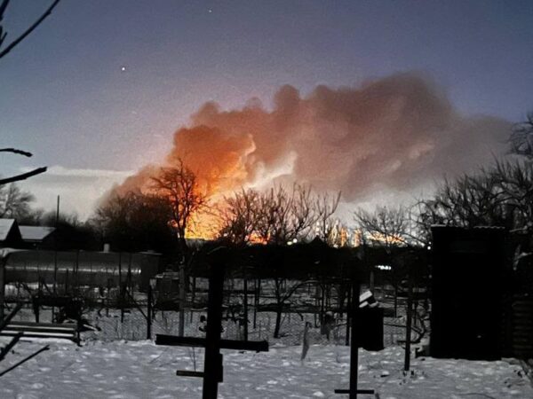 Новини світу - Перший пішов: РФ починає рік з палаючим НПЗ