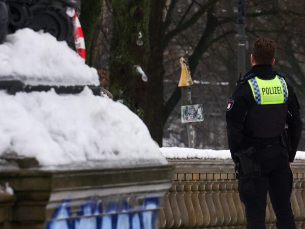 Новини світу - Підрив посилок: в Німеччині затримали українців, завербованих Росією