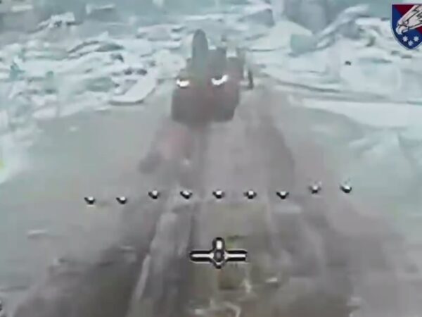 Новини України - Пілоти ЗСУ знищили російську колону квадроциклів