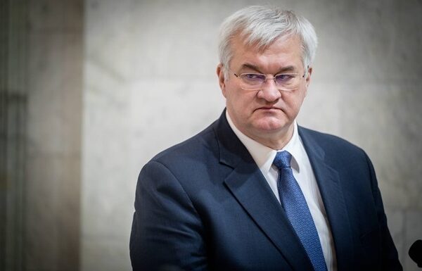 Новини бізнесу - Сибіга закликав запровадити санкції проти тіньового зернового флоту РФ