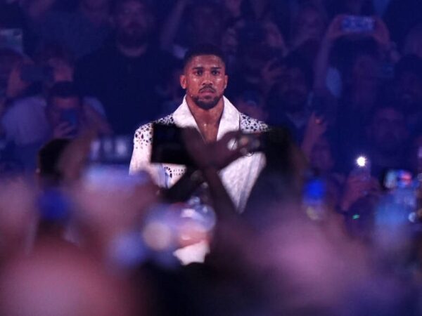 Новини спорту - Стало відомо, чому сталася ДТП, у якій постраждав Джошуа