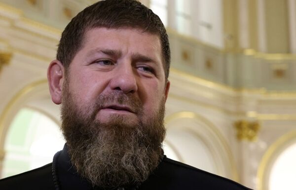 Новини світу - У Кадирова відмовили нирки, йому шукають заміну - ЗМІ