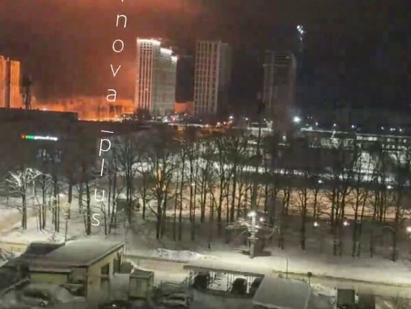 Новини світу - У низці міст РФ лунають вибухи, у Бердянську горить підстанція