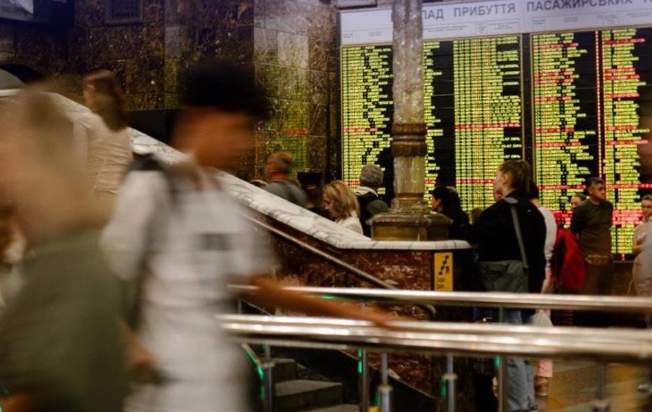 Новини бізнесу - Укрзалізниця відкрила продаж квитків на рейси за новими графіками