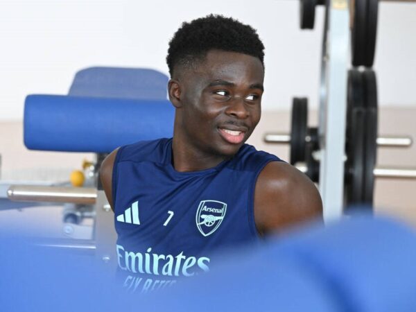 Новини спорту - Вінгер Арсеналу залишився вірним рідному клубу, продовживши контракт