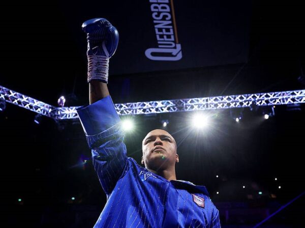 Новини спорту - Вордлі уникає можливості бою з Ітаумою до здобуття нових поясів