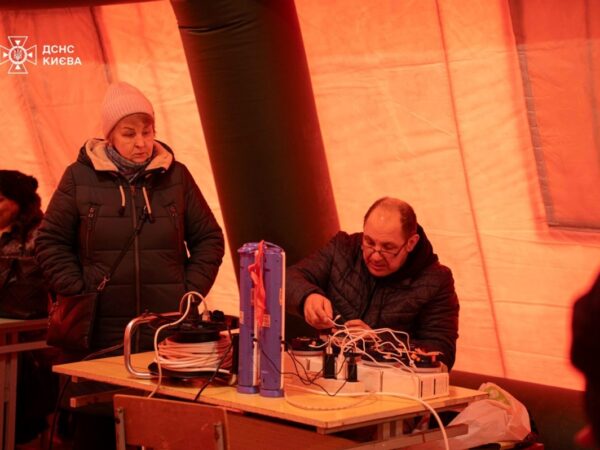 Новини України - Зачинені магазини і черги на АЗС. Блекаут на Київщині