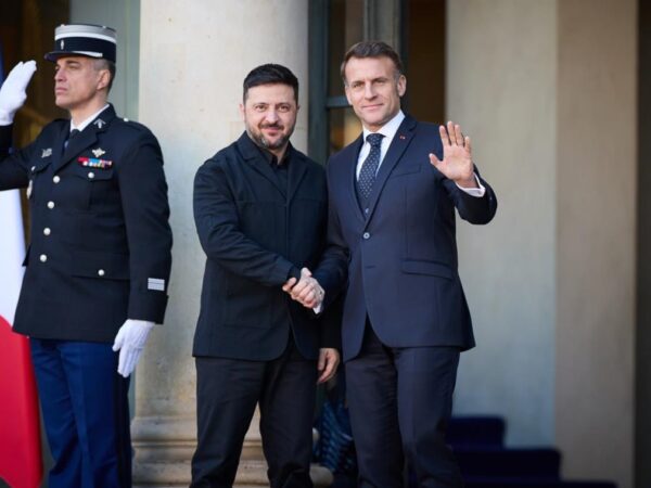 Новини України - Зеленський провів зустріч із Макроном у Парижі