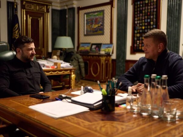 Новини України - Зеленський провів зустріч із Залужним